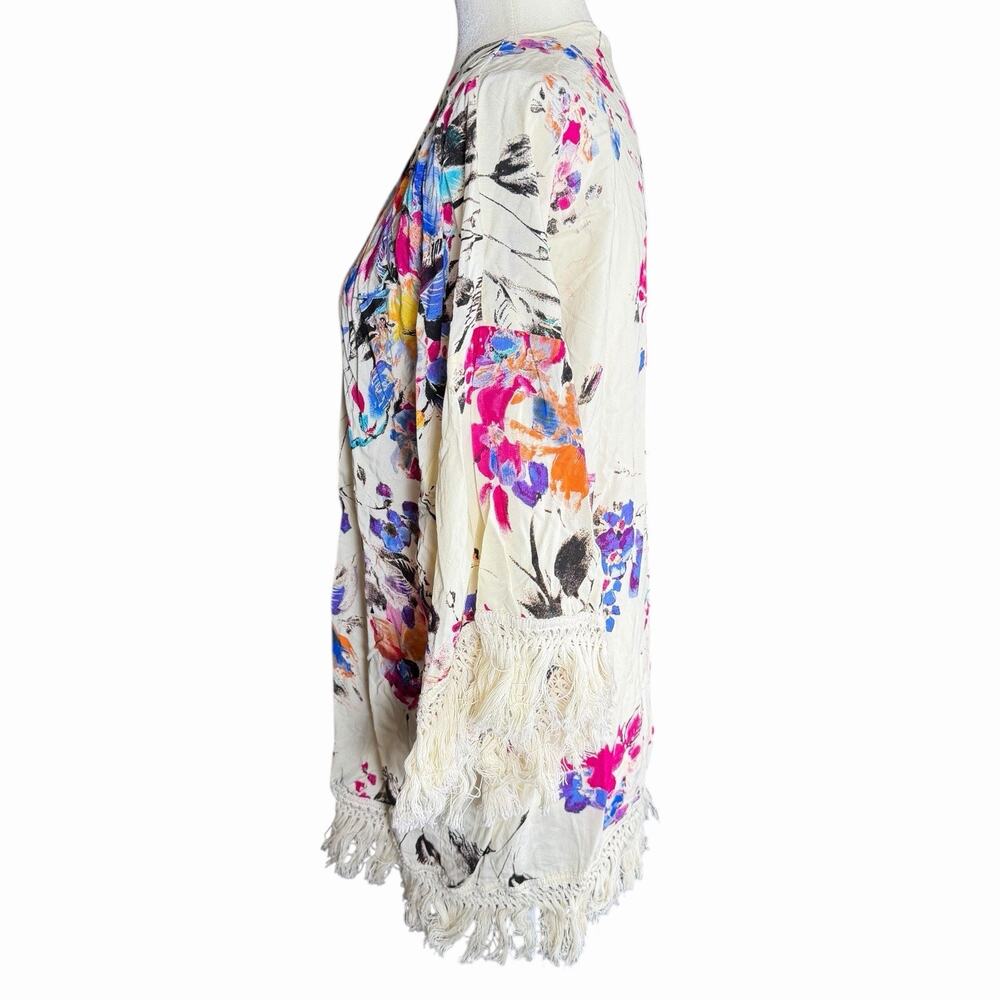 UMGEE Floral short sleeve fringe kimono Size Small Bohemian Boho Hippie Indie - Picture 3 of 10
